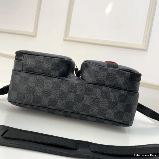 Fake Louis Bags VUITTON MESSENGER LOUIS UTILITY BAG 0819